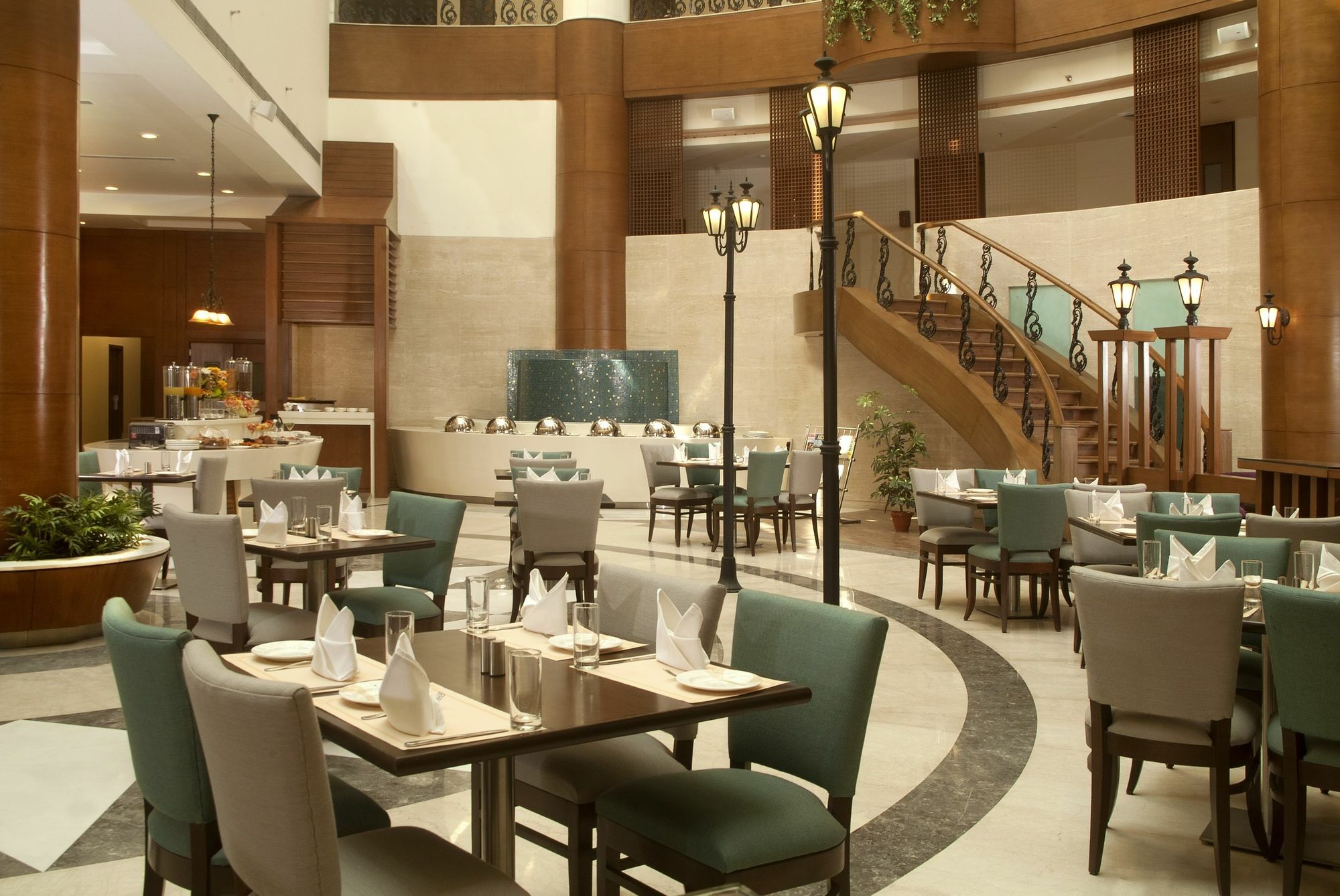Savoy Suites Grander Noida Exterior foto