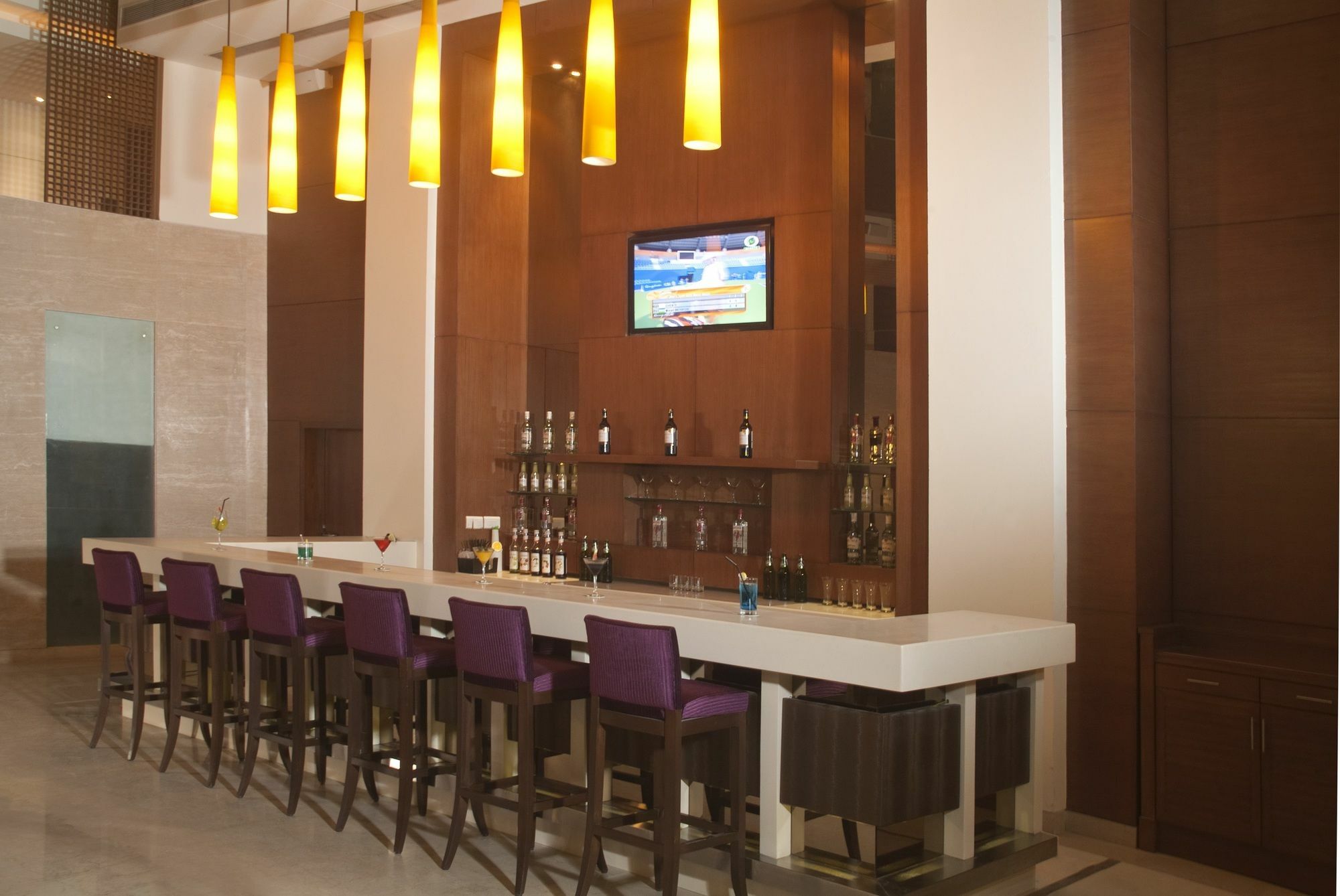Savoy Suites Grander Noida Exterior foto